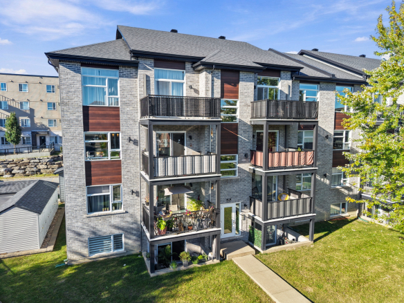 Condo à vendre